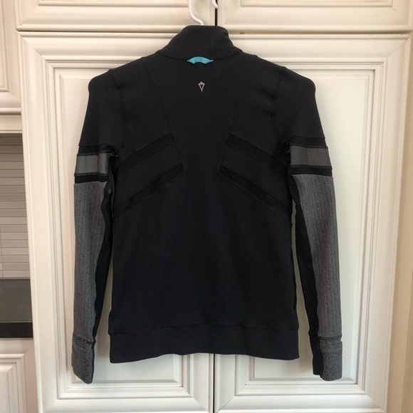 Ivivva by Lululemon girlโs sweater/jacket ๐ - Picture 6 of 11